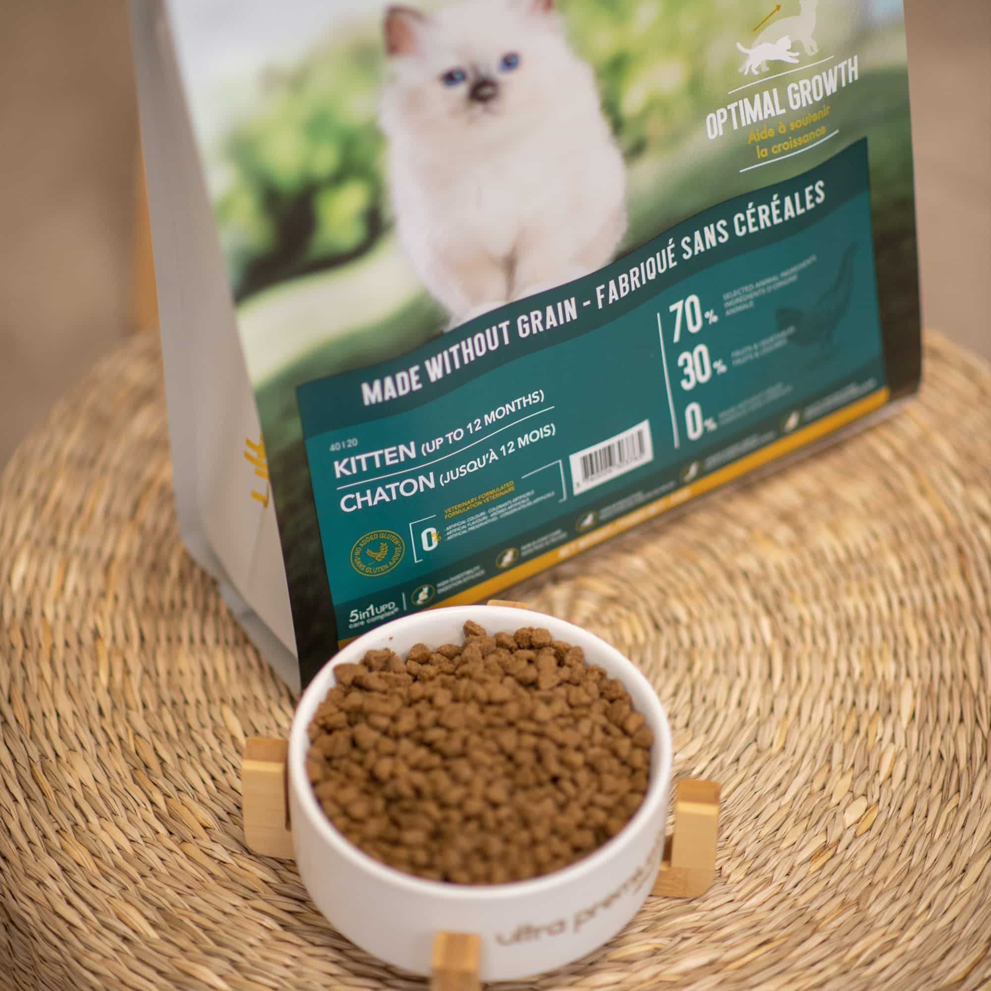 Sachets Fraicheur Chat Sans Céréales - Emincés en Gelée au Poulet - Ultra  Premium Direct