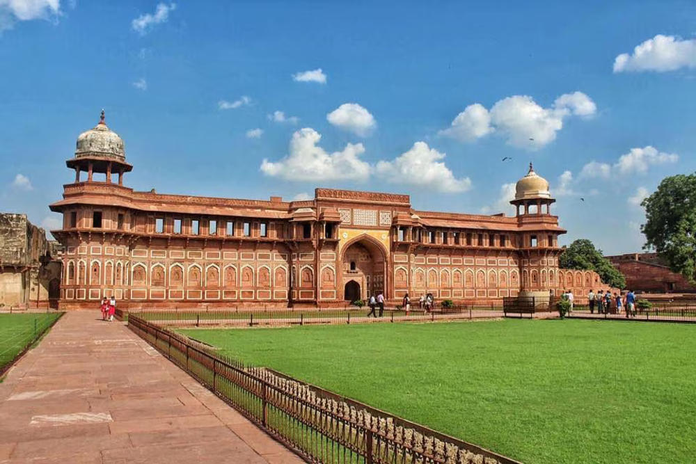 Ganaur to Baghpat Distance – Complete Travel Guide, Routes, Sightseeing & Stops