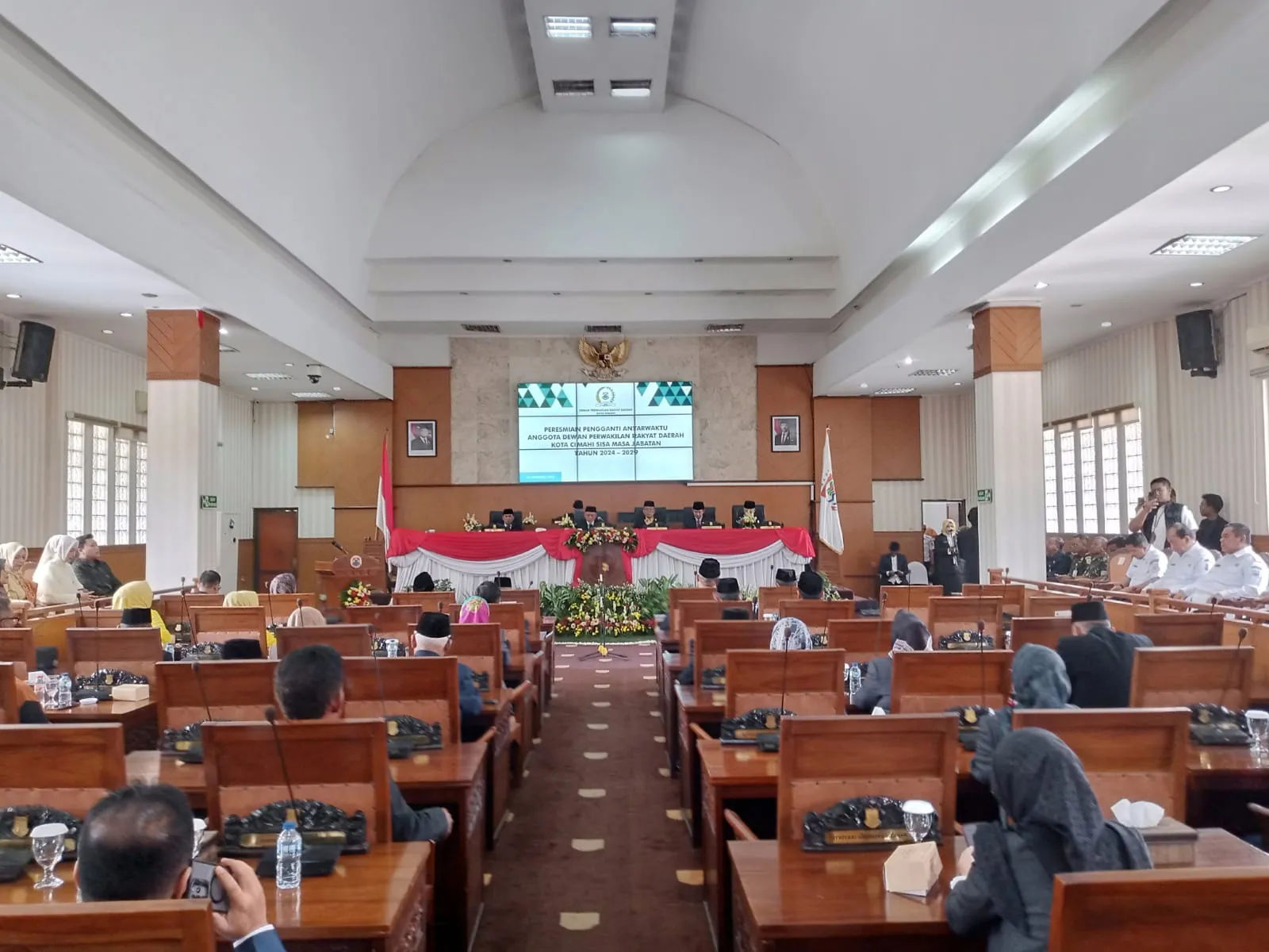 DPRD Cimahi Resmikan PAW Kusmawan, Keberlanjutan Tugas Legislatif Jadi Penekanan