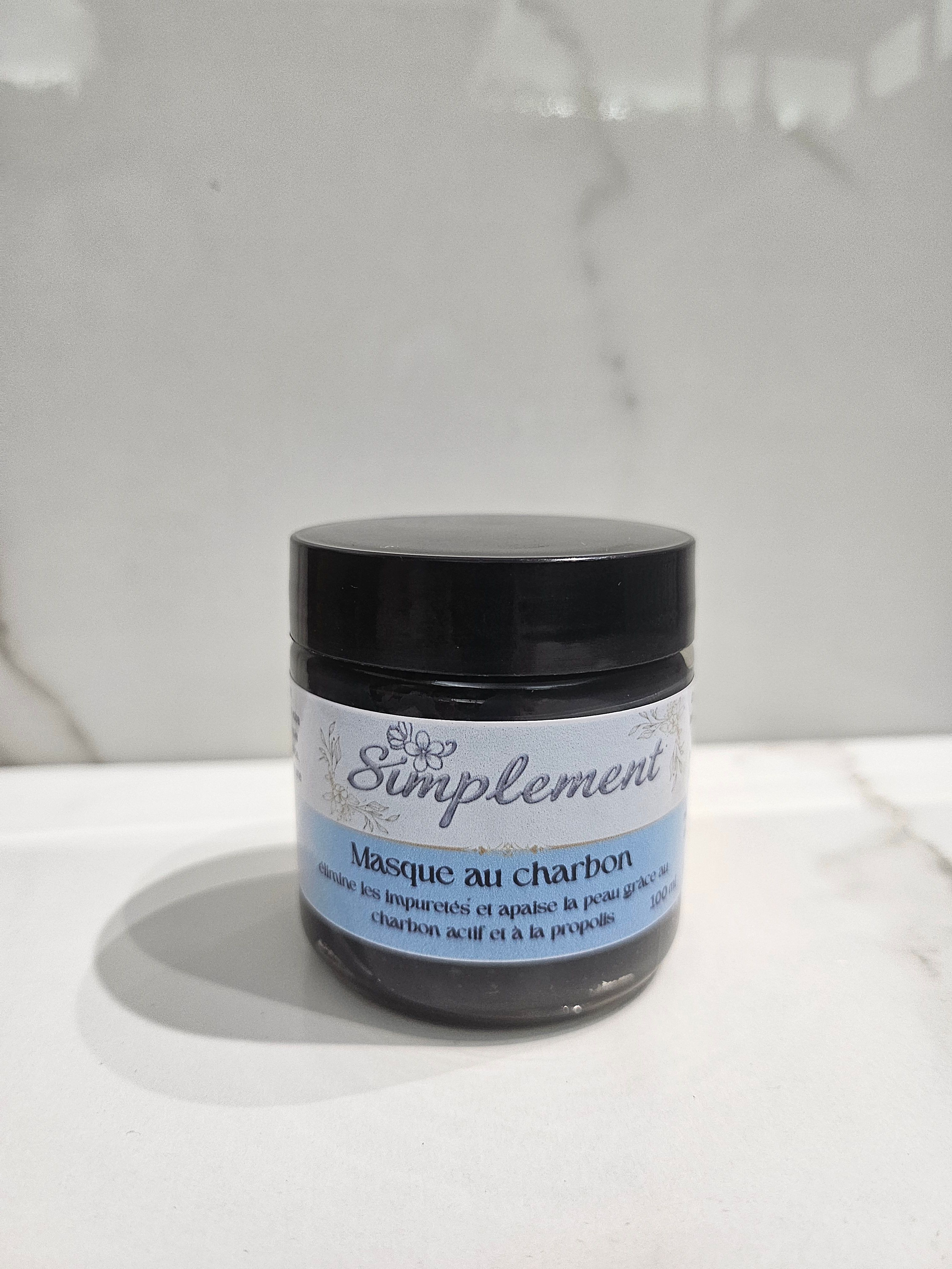 Masque au charbon
