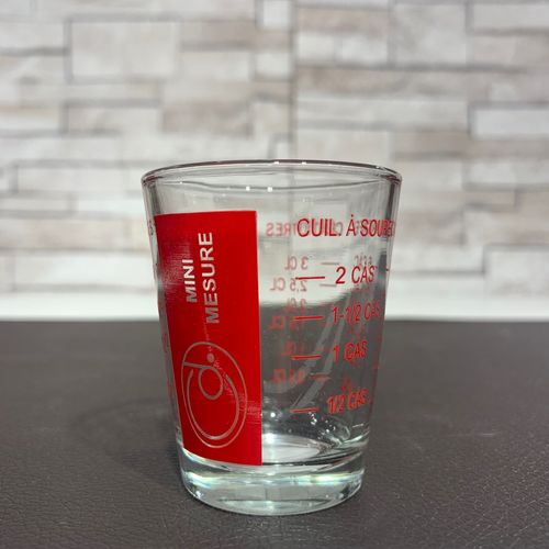 MINI-VERRES DOSEURS 5 A 35ML