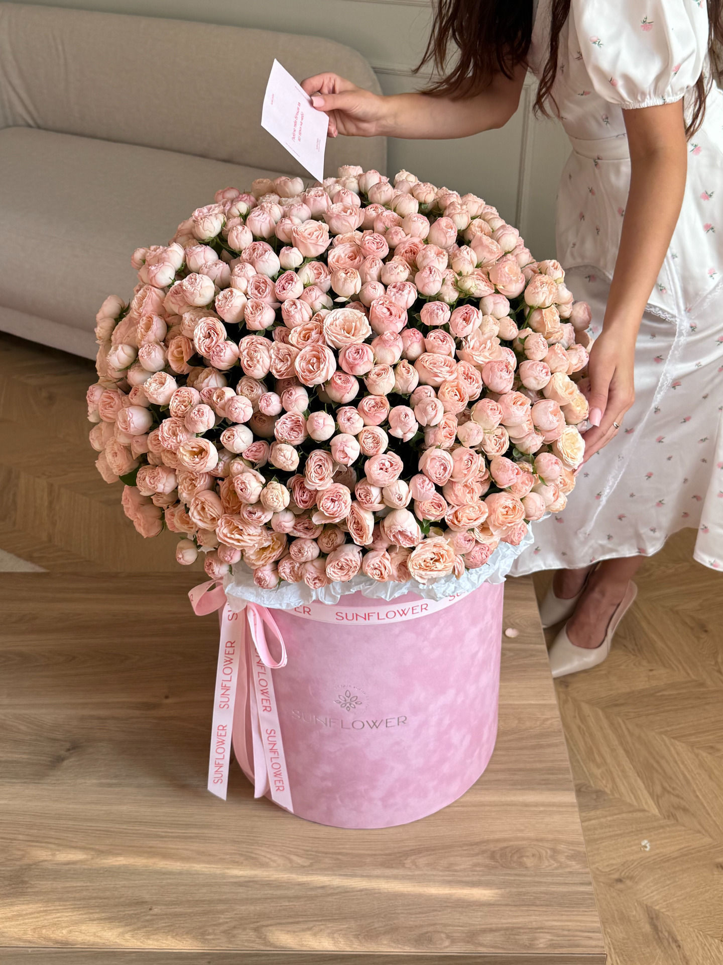 Peony Spray Roses Britney in a Box