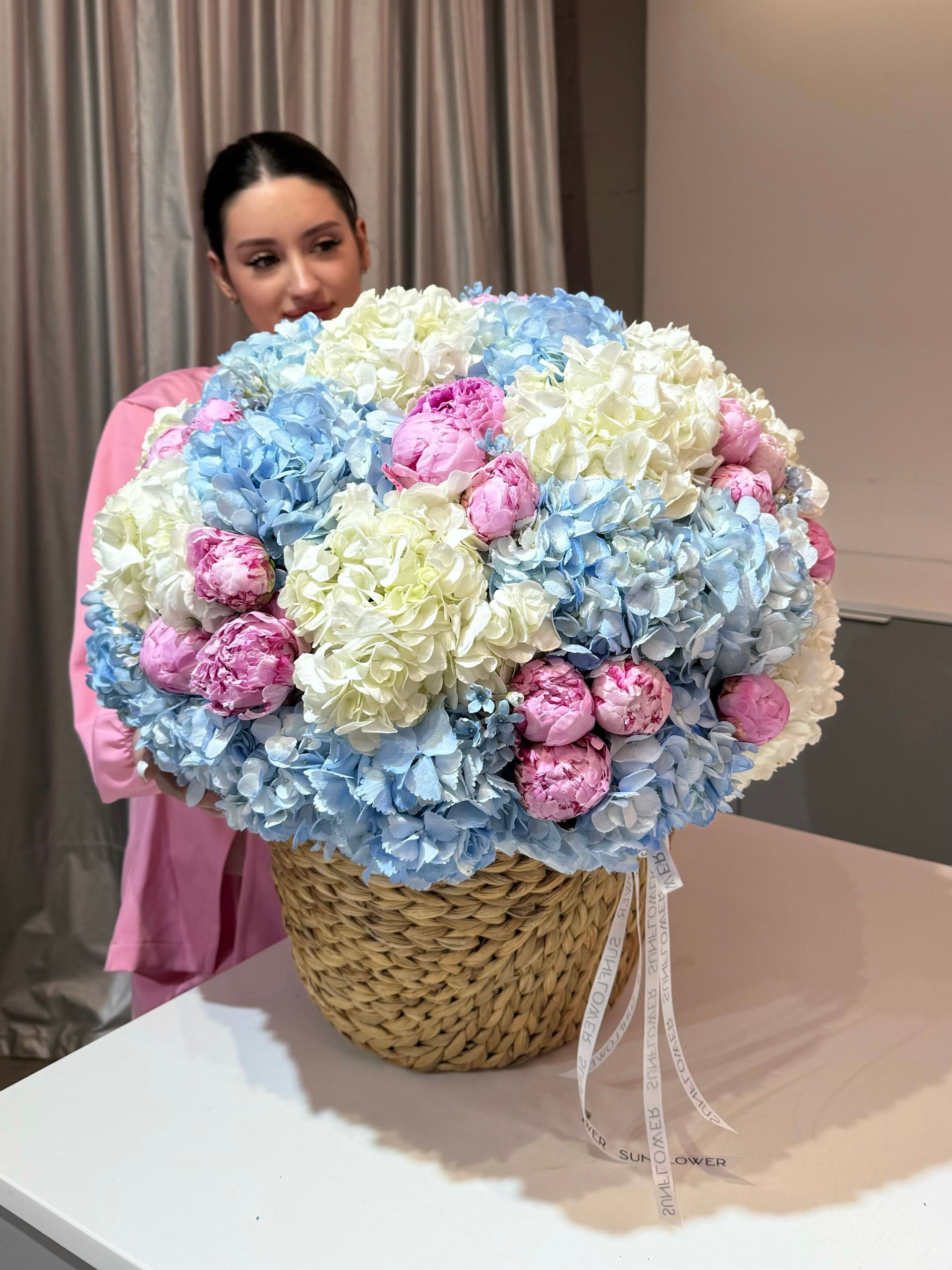 Basket M with peonies
