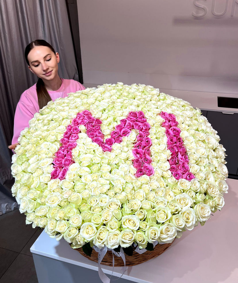 Basket with letter 501 rose