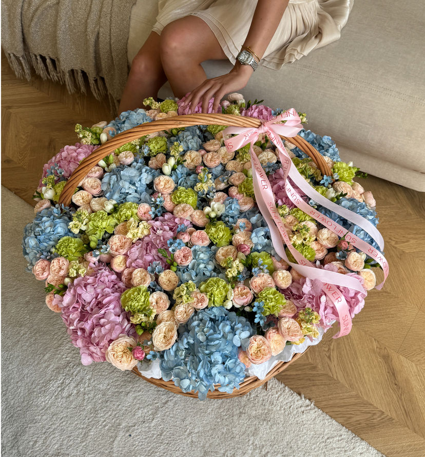 XL Flower Basket hydrangeas Arrangement