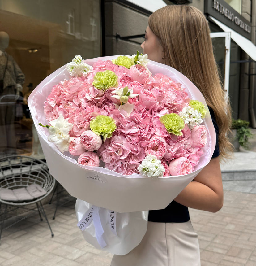 Peony Rose & Hydrangea Bouquet
