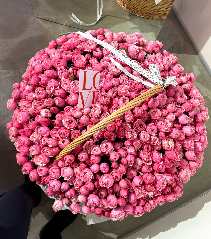 Basket of roses Silva Pink