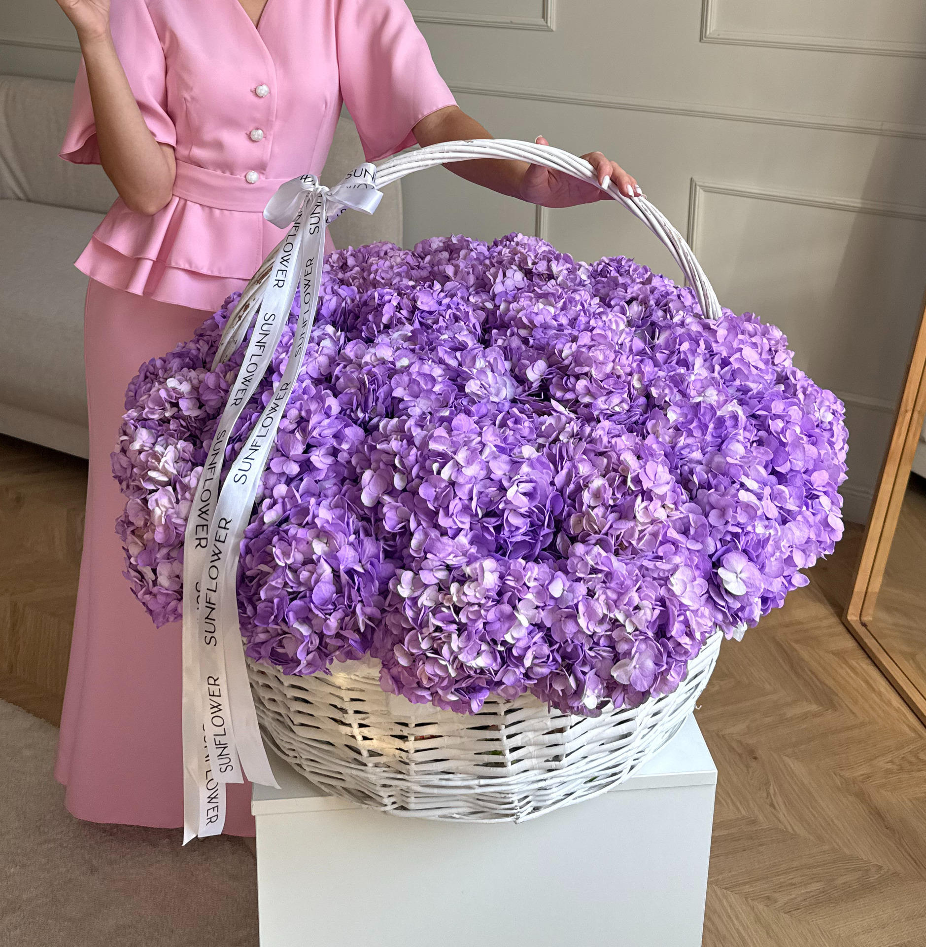 Кошик із колумбійських гортензій Lavander XL