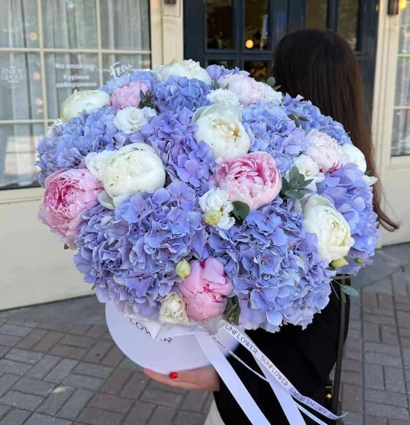 Peony & Hydrangea Flower Box