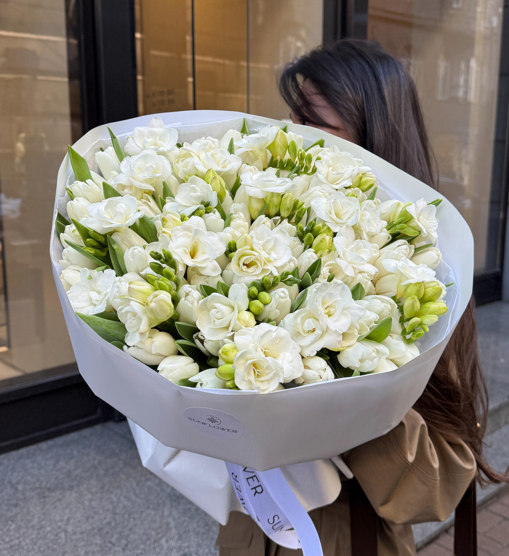 Bright bouquet M with white tulips and freesia
