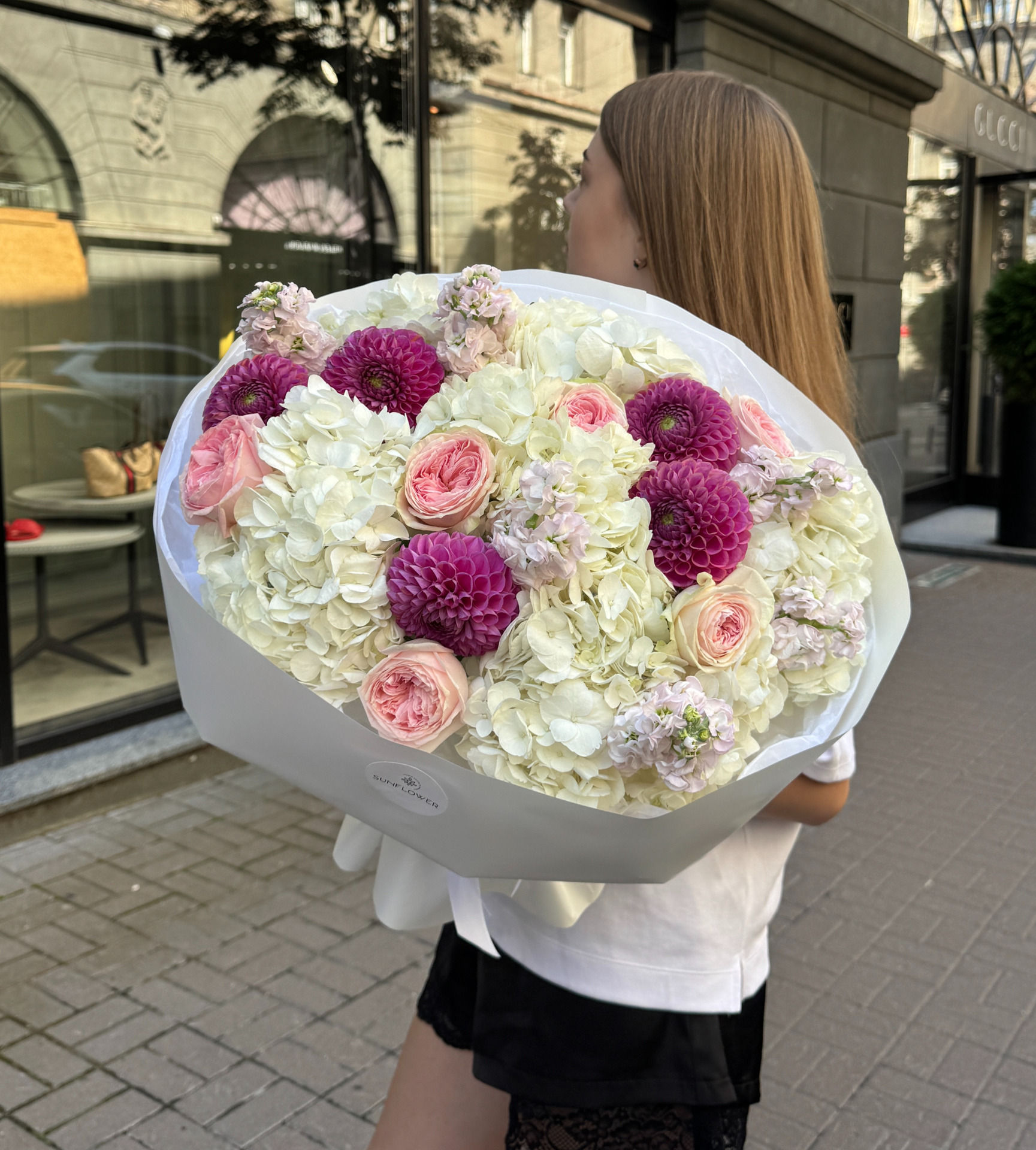 Bouquet with, Roses & Dahlias