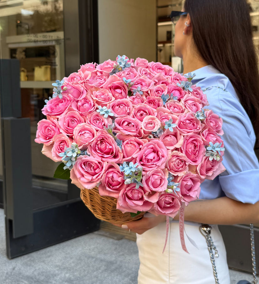 Wham Rose & Oxypetalum Basket Arrangement
