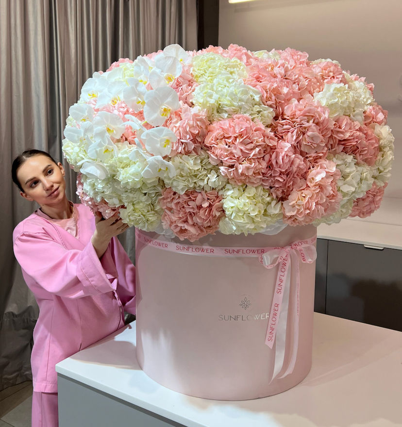 XXL flower box with orchid