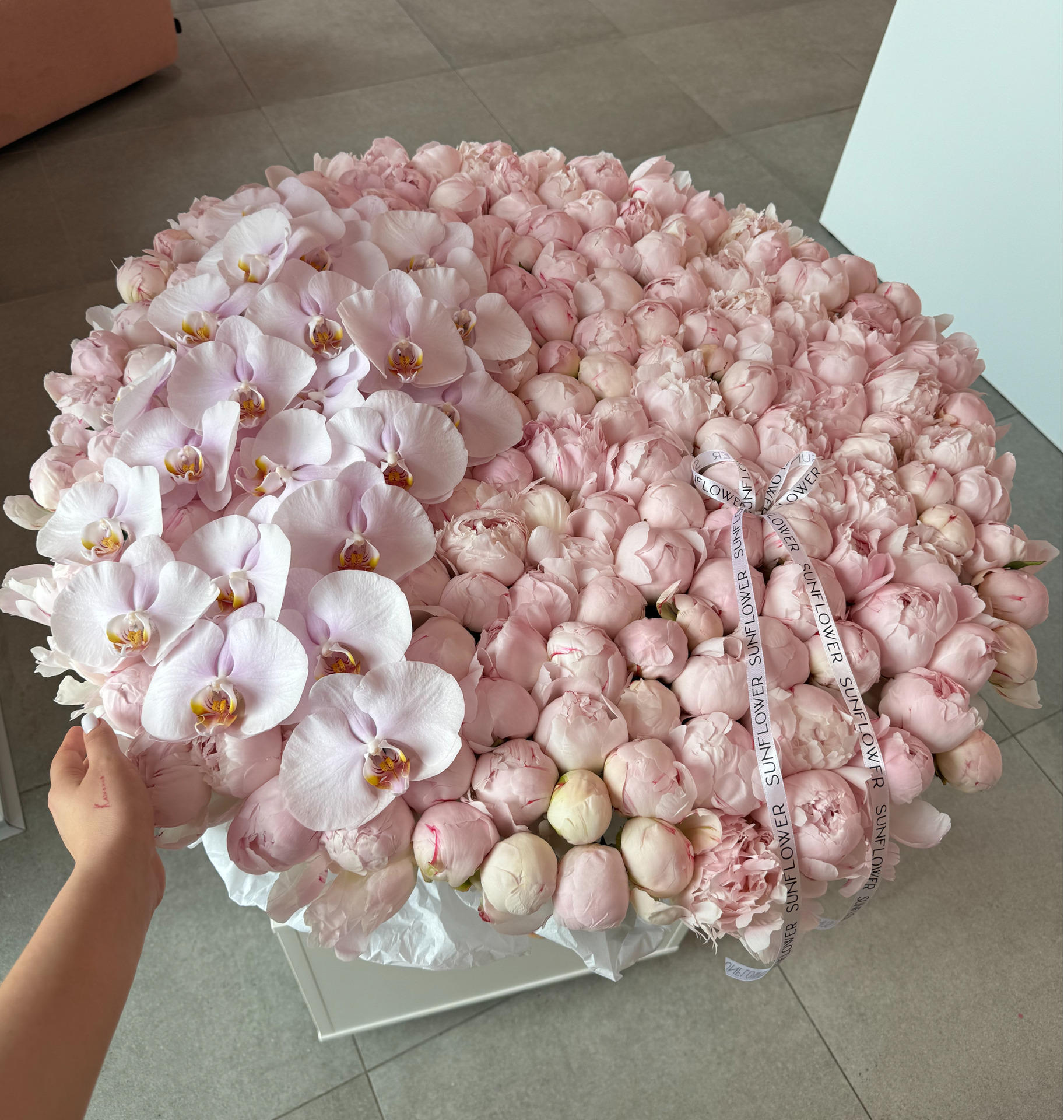 XL basket with delicate peonies and orchids