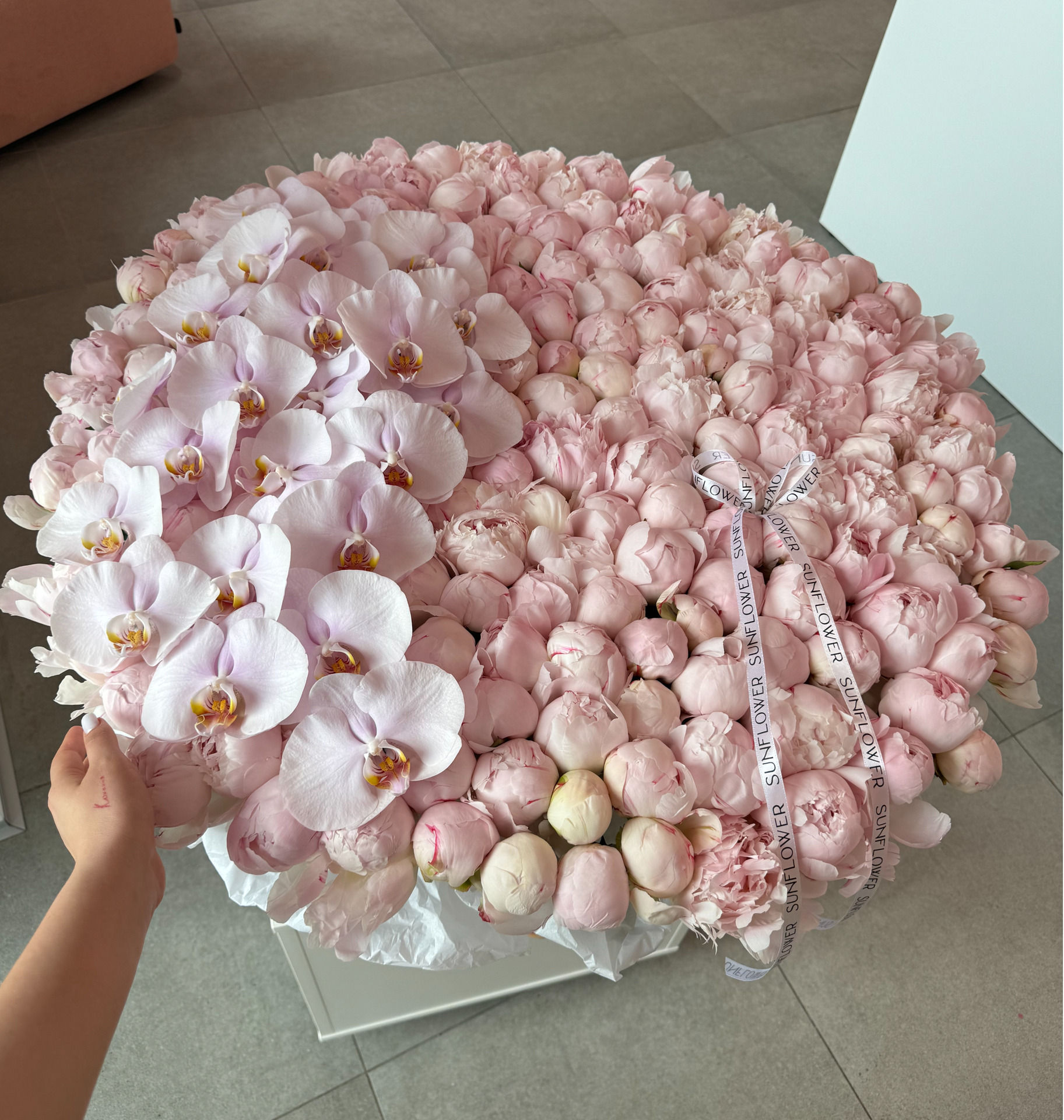 XL basket with delicate peonies and orchids