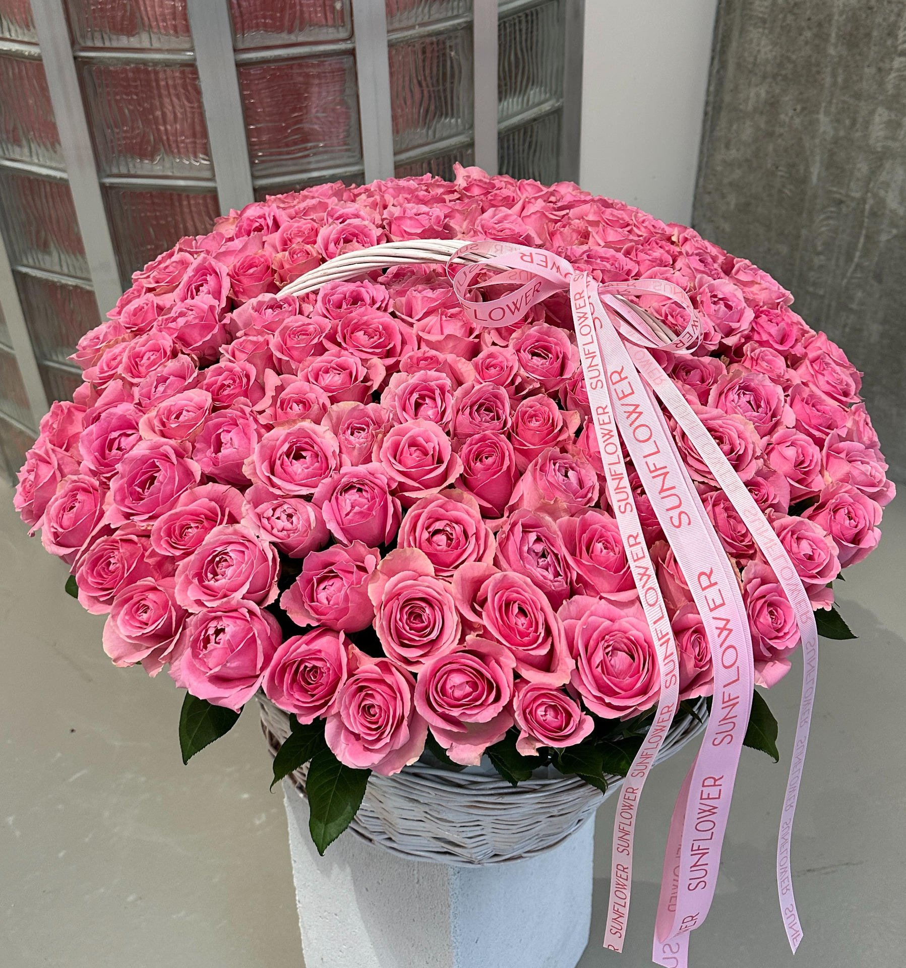 Wham Rose Basket