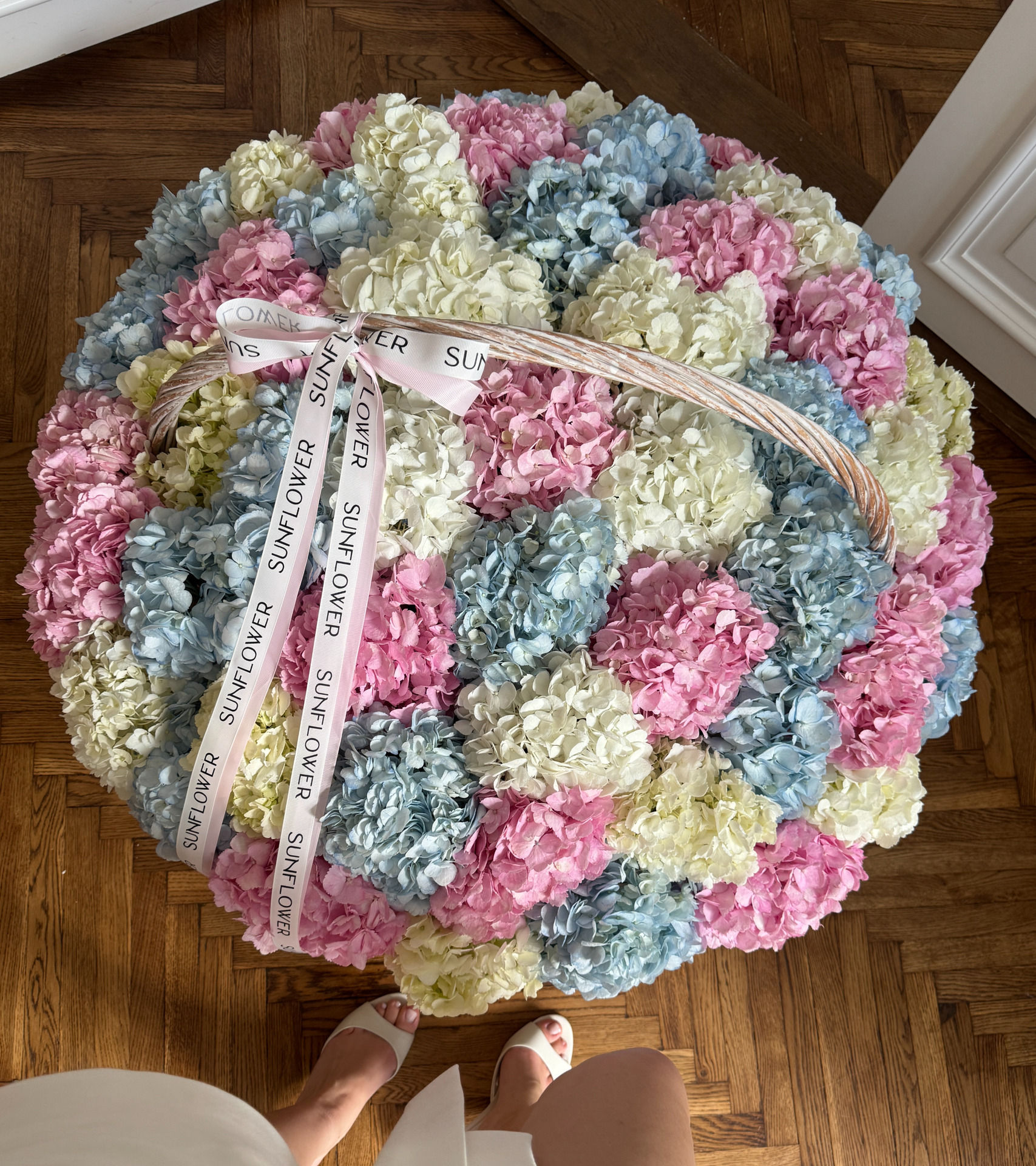 Basket of mixed hydrangeas 51 pieces