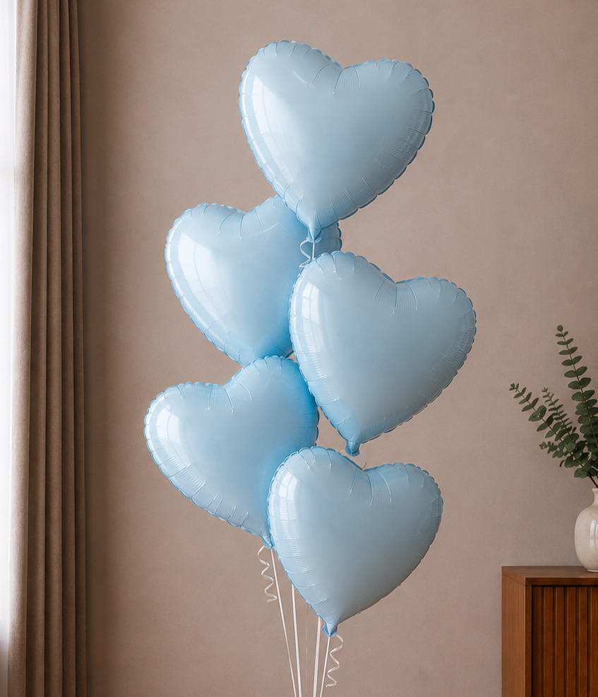 Foil balloon fountain Heart blue pastel