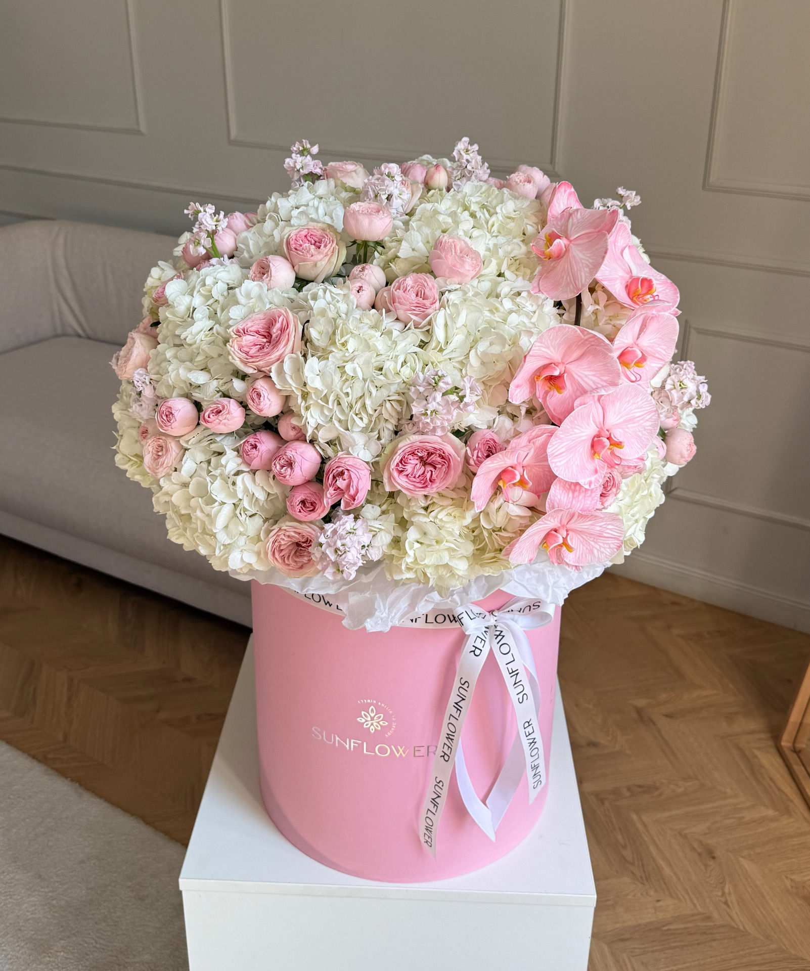 Luxury Flower Box with Hydrangea & Orchids