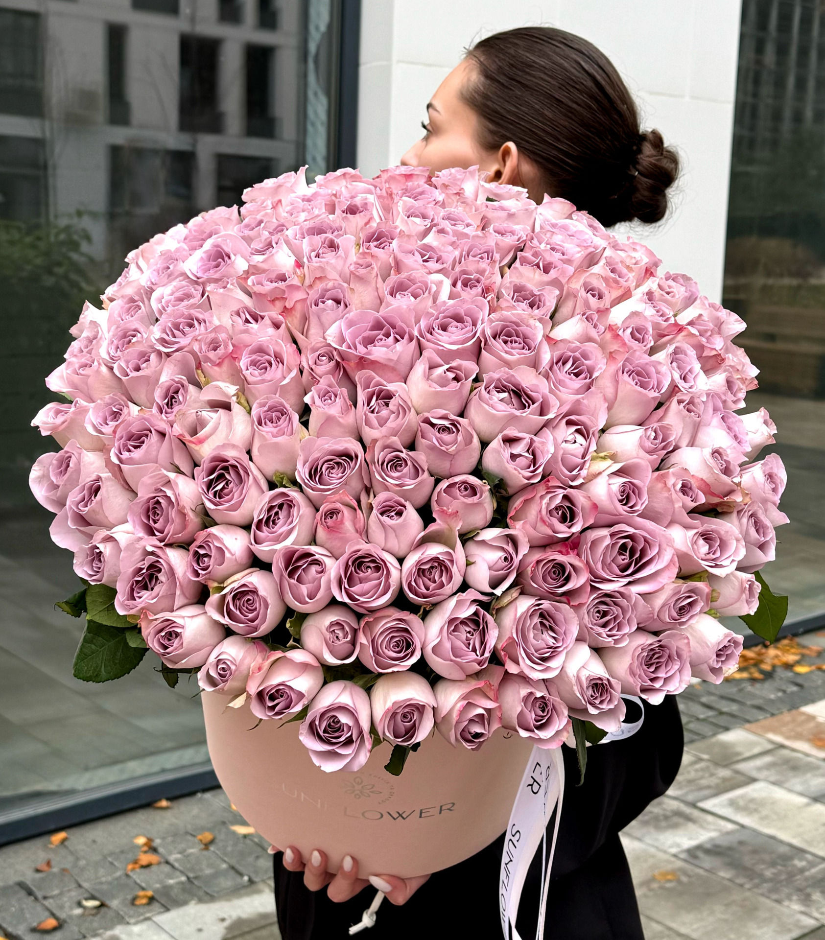 Box of 151 Roses Memory Lane