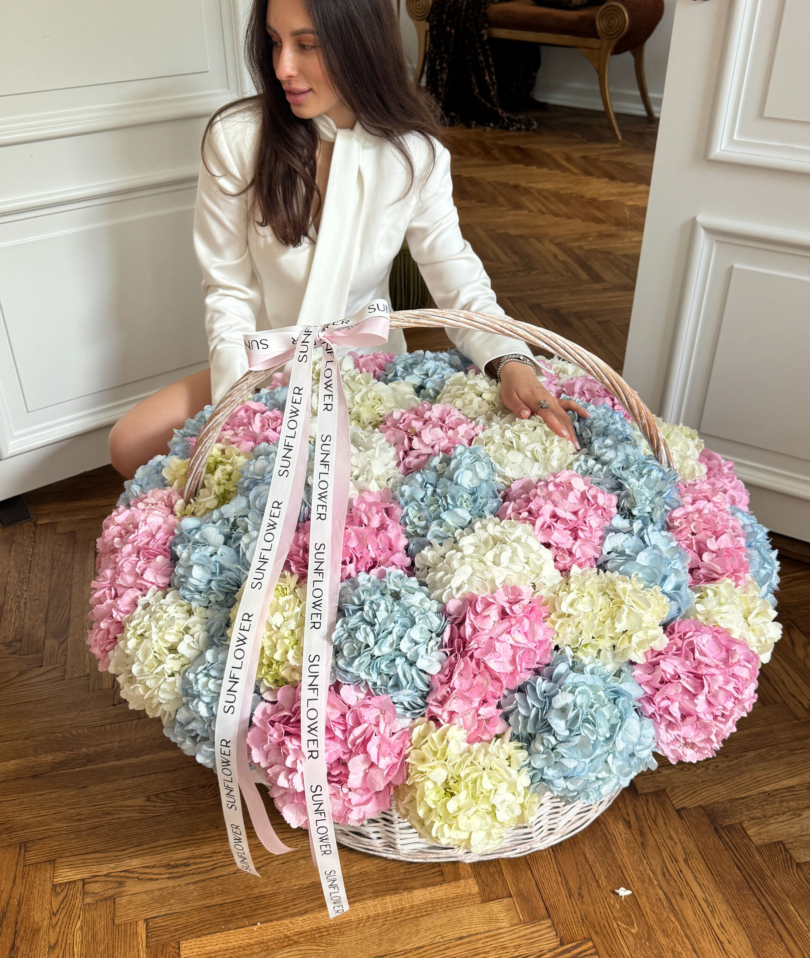 Basket of mixed hydrangeas 51 pieces