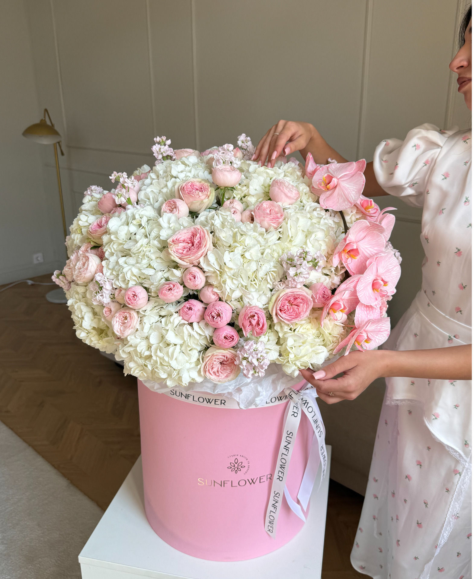 Luxury Flower Box with Hydrangea & Orchids