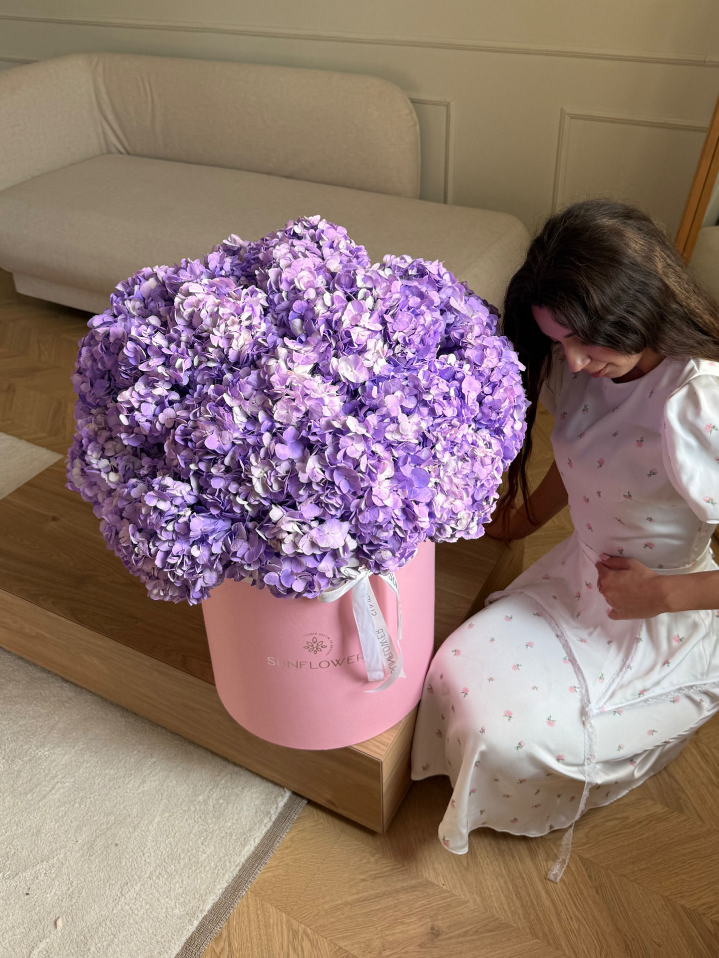 43 Lavender Hydrangeas in a Velvet Box