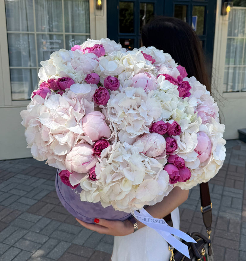 Hydrangea, Peony & Flower Box