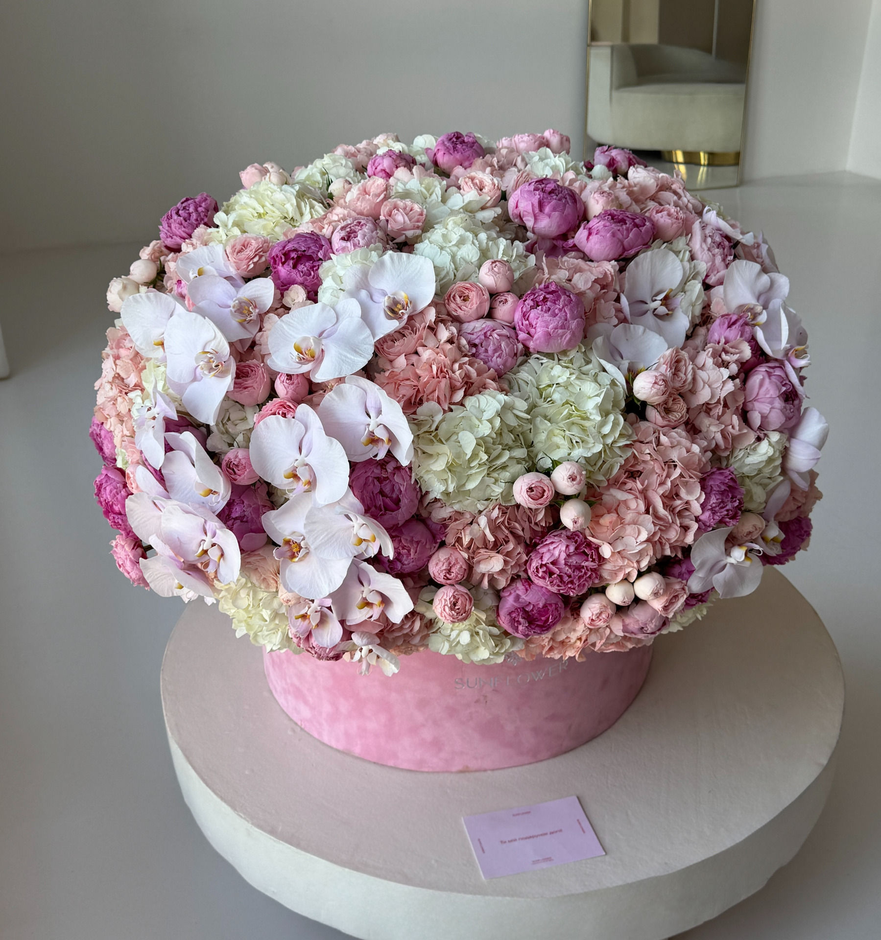 Box L with peonies and orchid