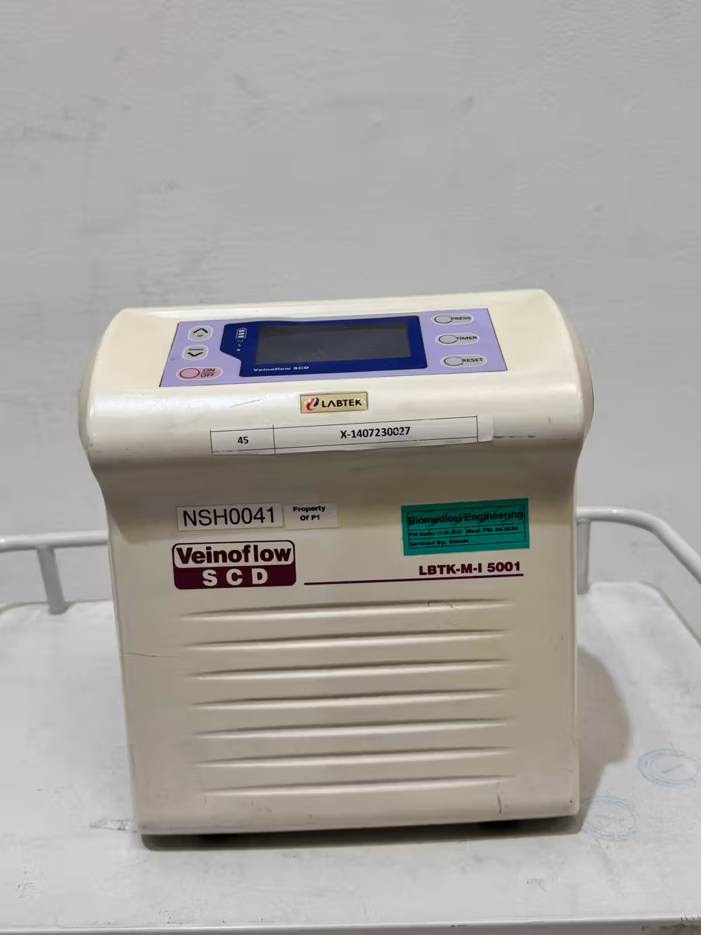 Refurbished LABTEK Compression Machine - Model 12