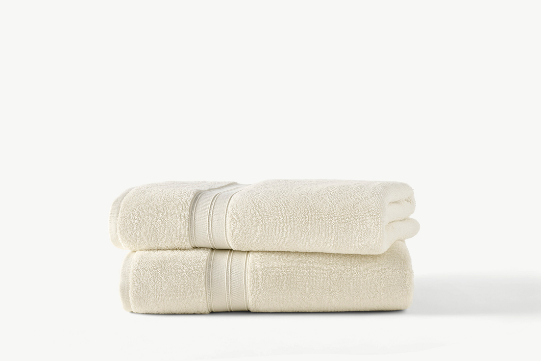 Liam Bath Towel With Performance Treatment Set in Ivory