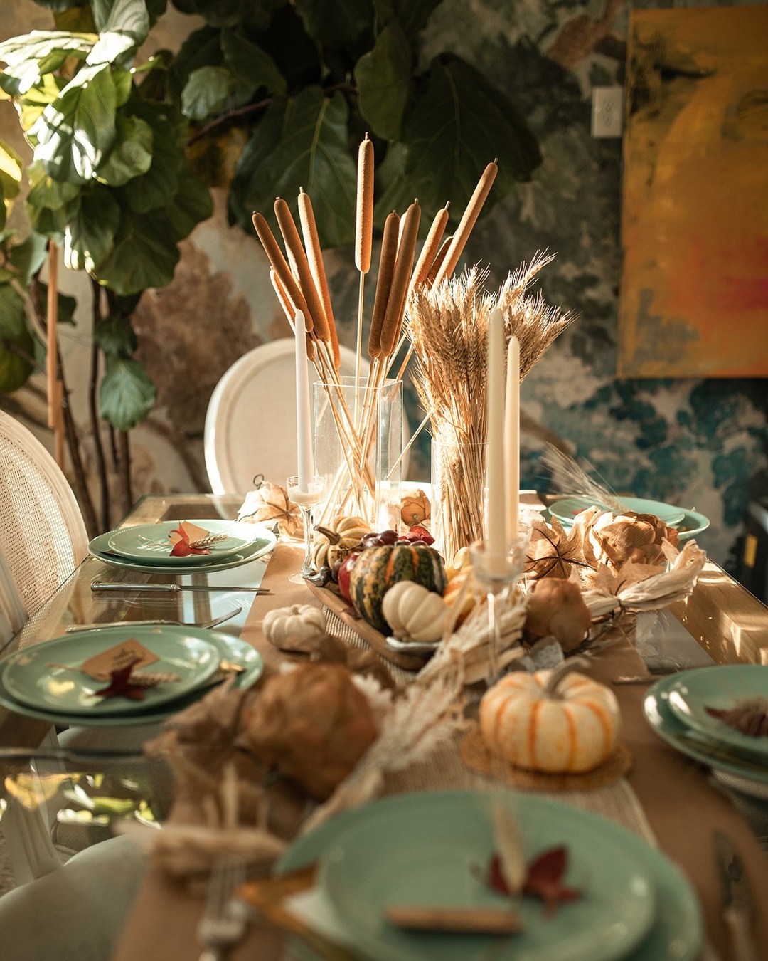 Fall table scene