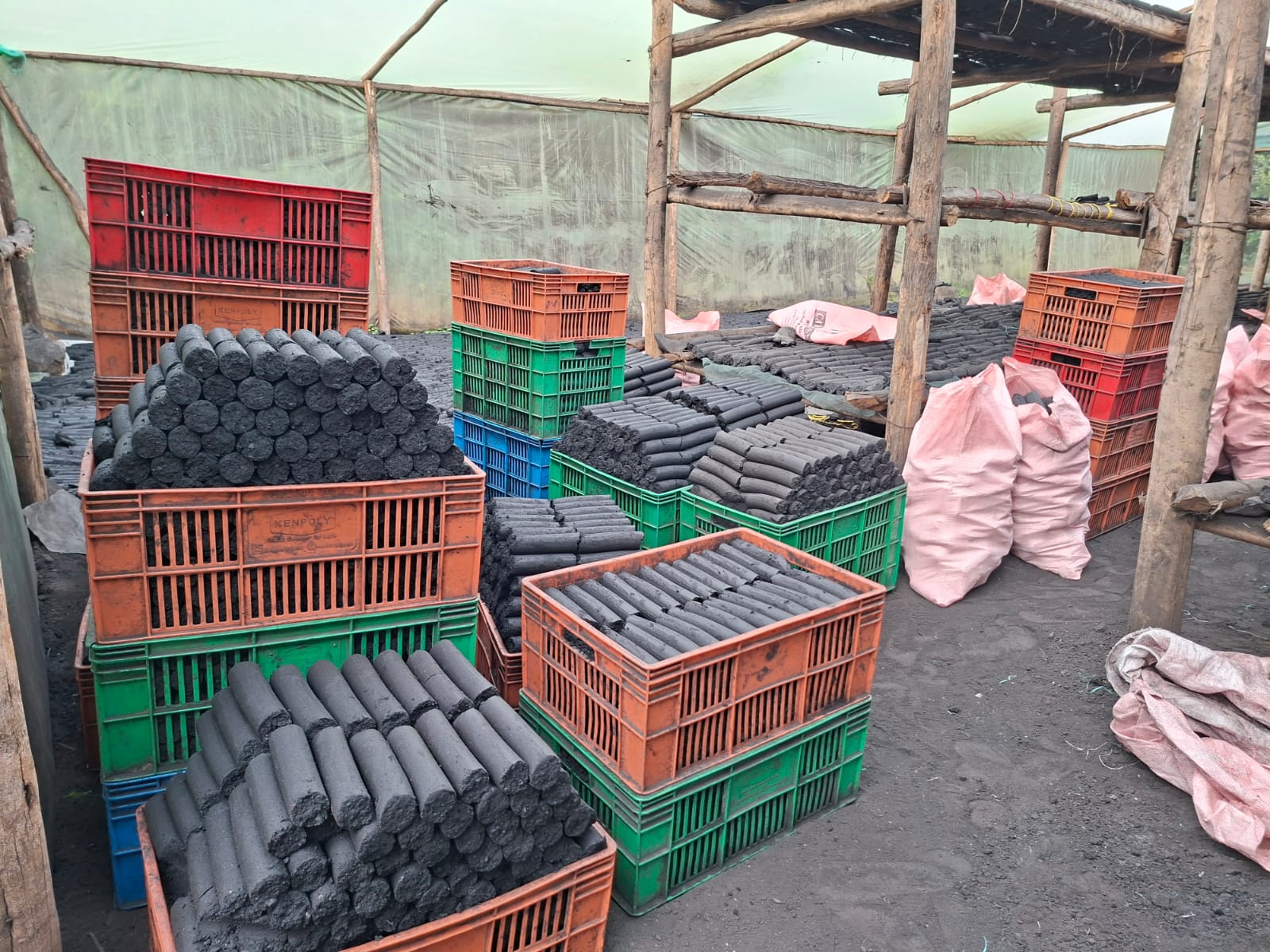 CHARCOAL bRIQUETTES FOR BROODING