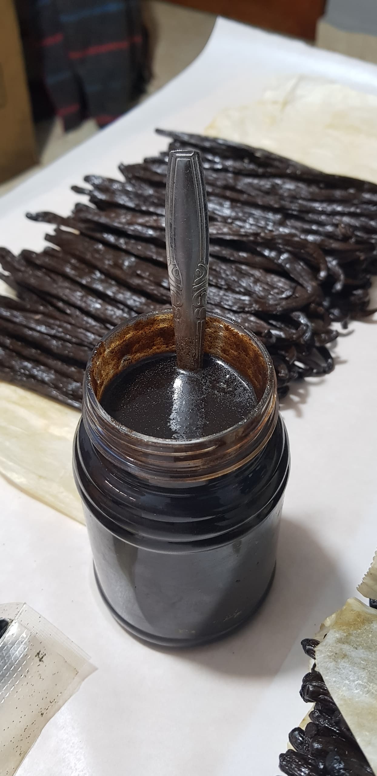 VANILLA PASTE - 150000.00 USh