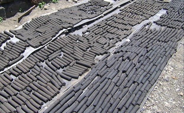 BRIQUETTES