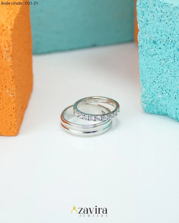 Cincin Kawin O21-21 — Kilau Modern yang Menyatukan