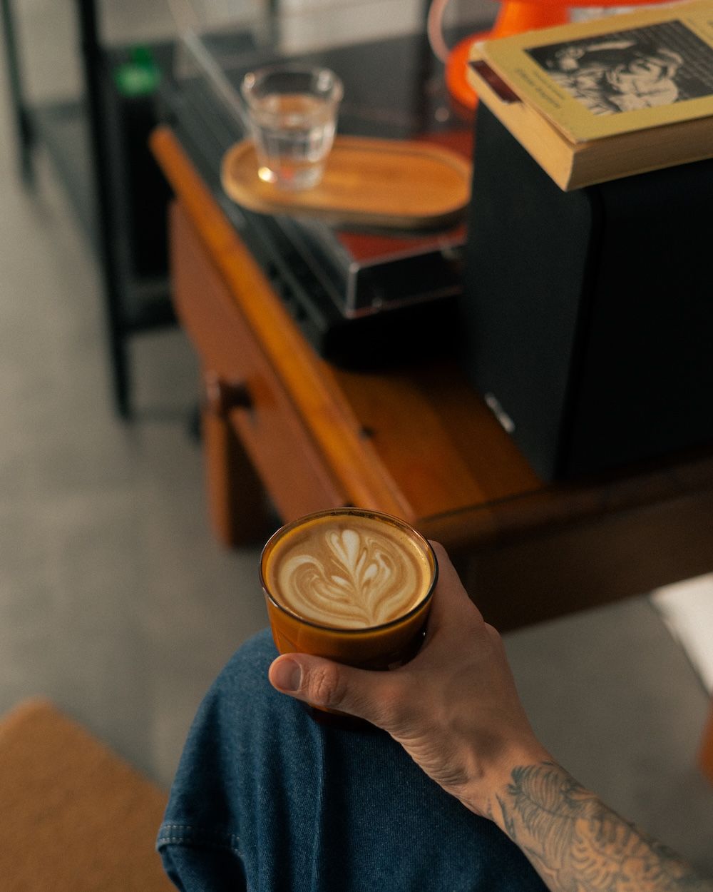 Construcción de un relato visual entre flat white y filtrados