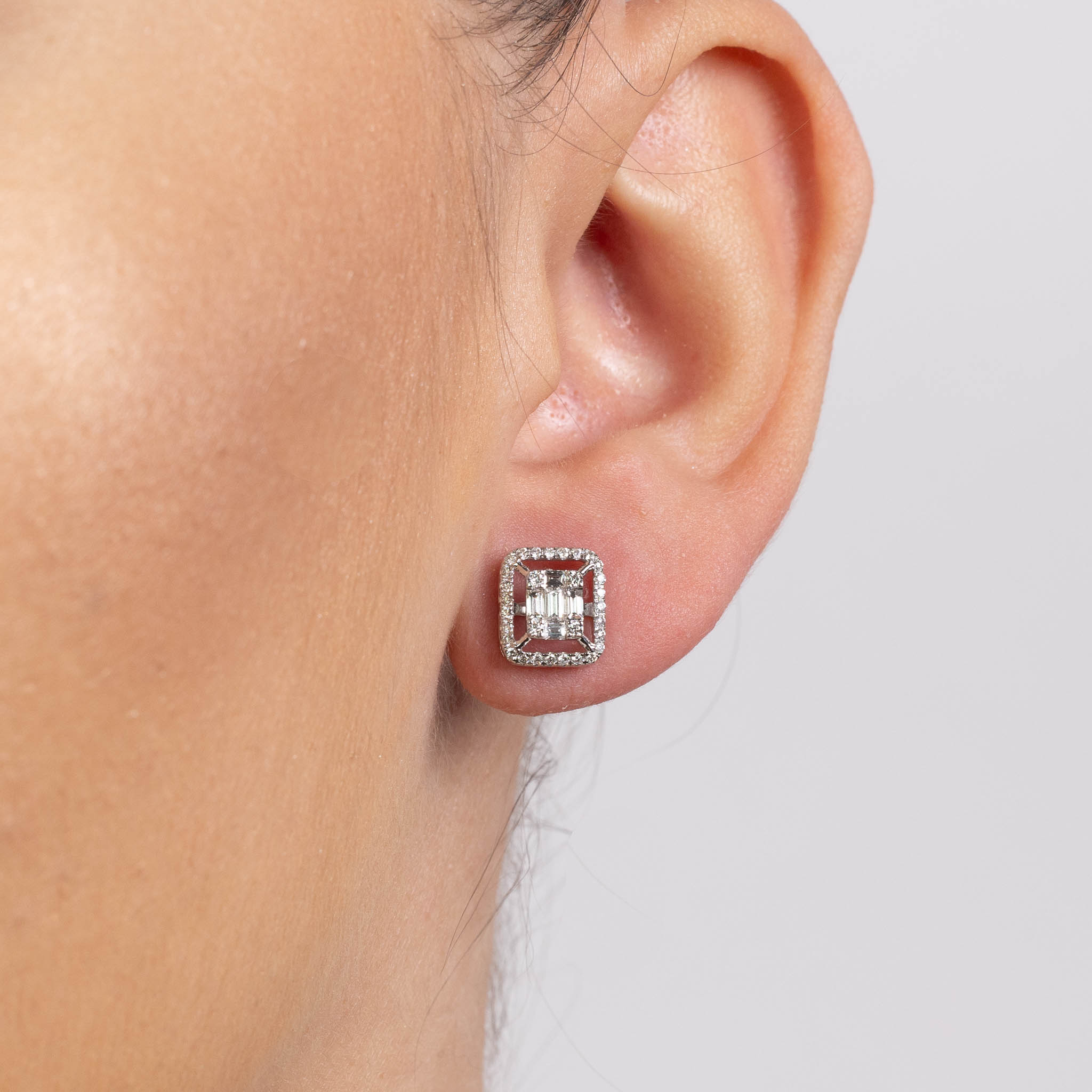  Cercei Aur Alb 14k, Diamante 0.66 ct 2