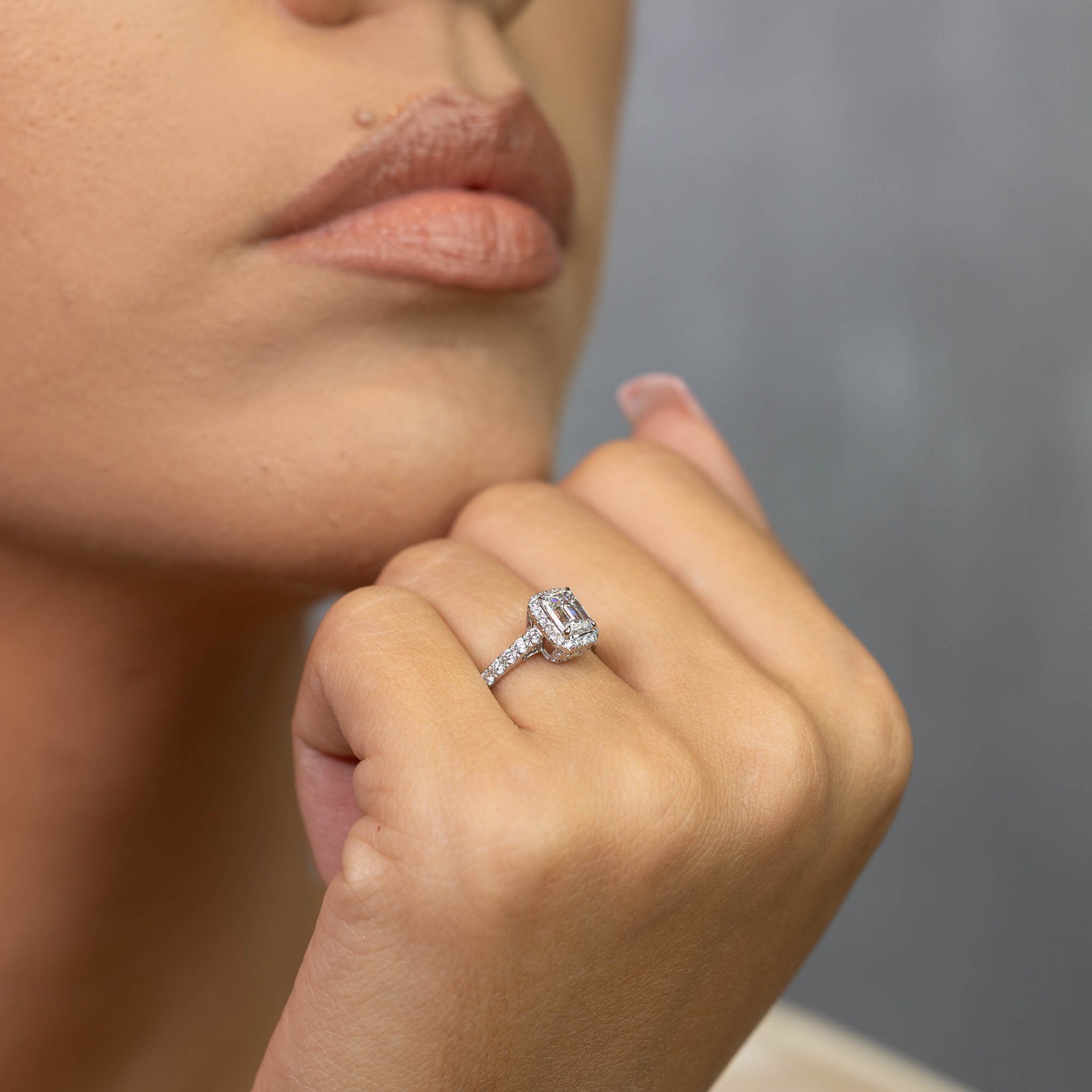  Inel Aur Alb 18k, Diamant Central 0.90 Ct F/VS2, Diamante Laterale 0.75 ct 4