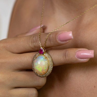  Pandantiv Aur Galben 18k, Opal 18.50 ct, Rubin 1.00 ct, Diamante Champagne 2.00 ct 2