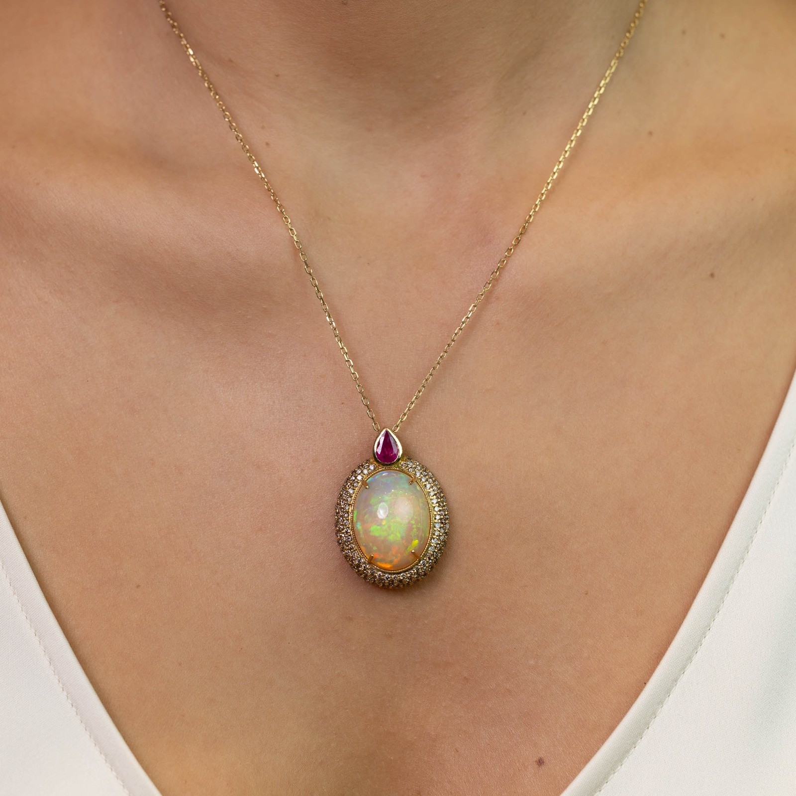  Pandantiv Aur Galben 18k, Opal 18.50 ct, Rubin 1.00 ct, Diamante Champagne 2.00 ct 3