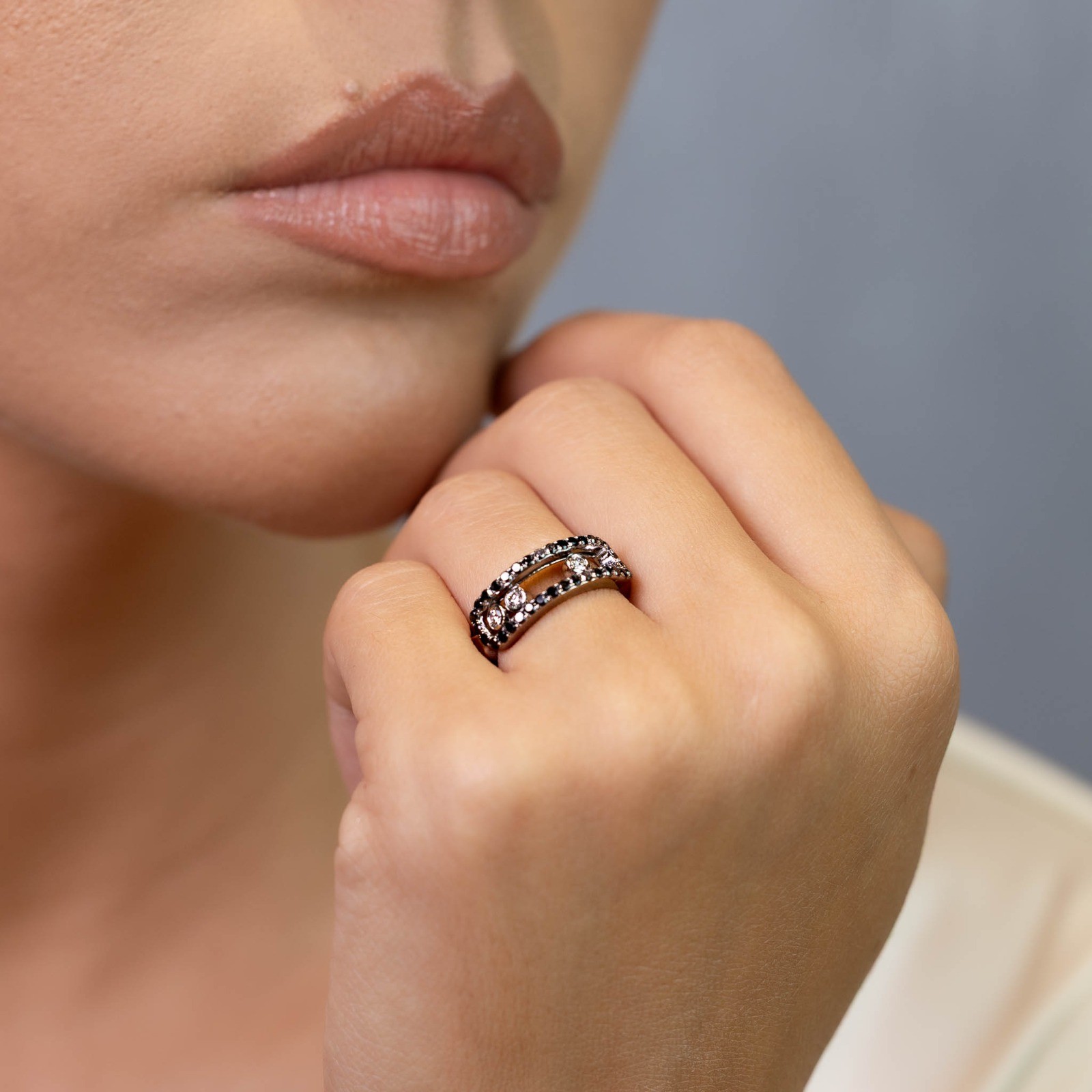  Inel Aur Alb 18k, Diamante Negre  0.60 Ct, Diamante Incolore  0.15 ct 2