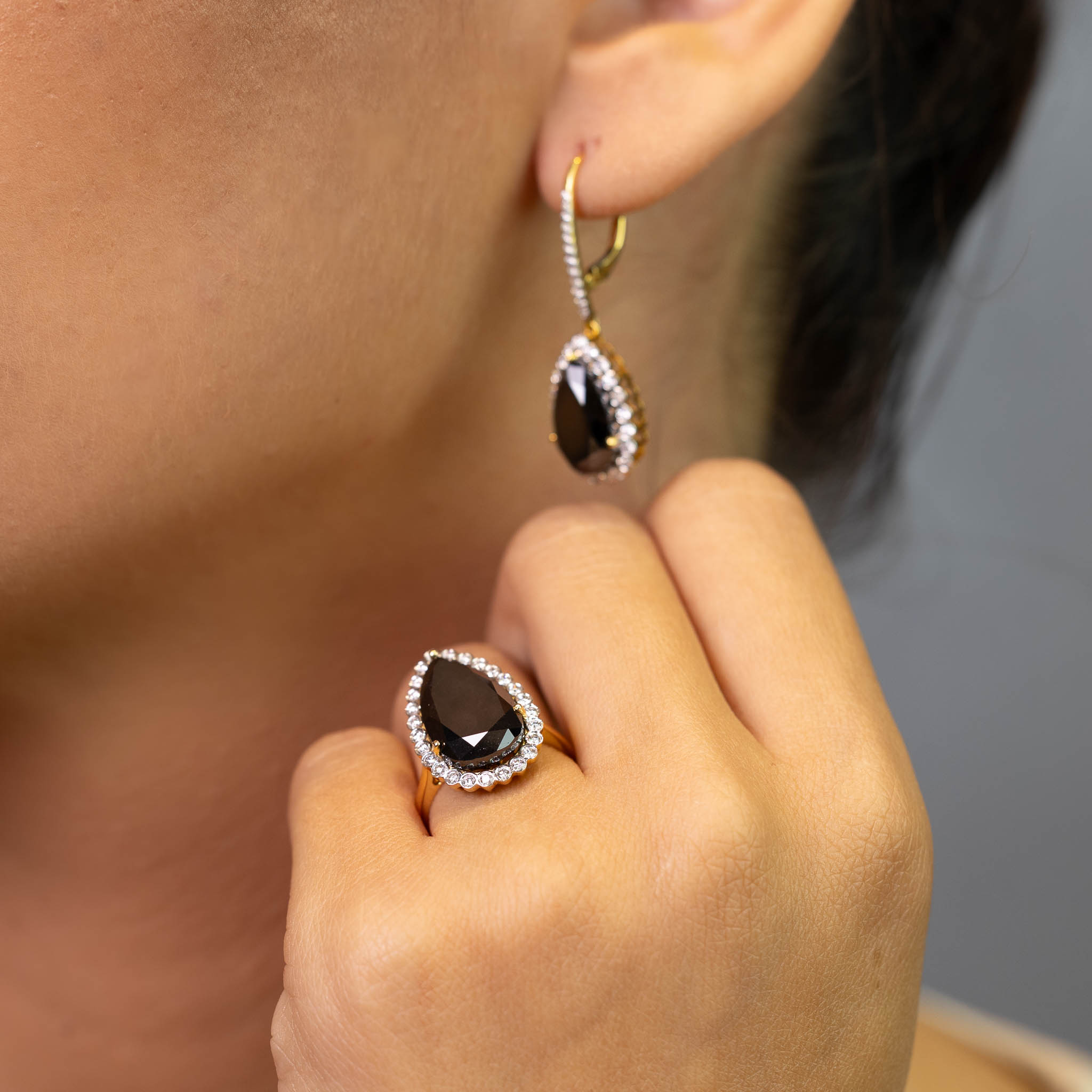  Cercei Aur Galben 18k, Diamante Negre 13.02 ct, Diamante Albe 0.82 ct 4