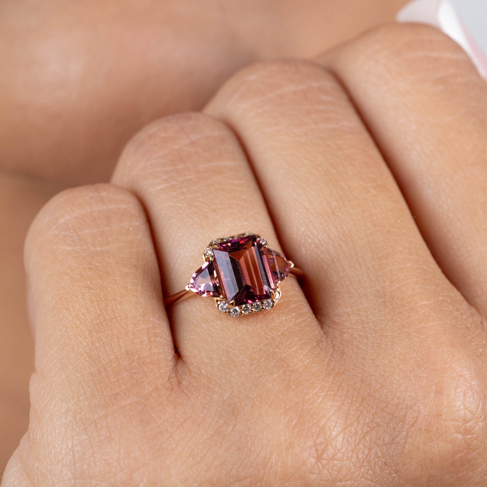  Inel Aur Roz 18K, Turmalina Roz 1.58 Ct, Turmalina Roz 0.50 Ct, Diamante 0.10 Ct 2