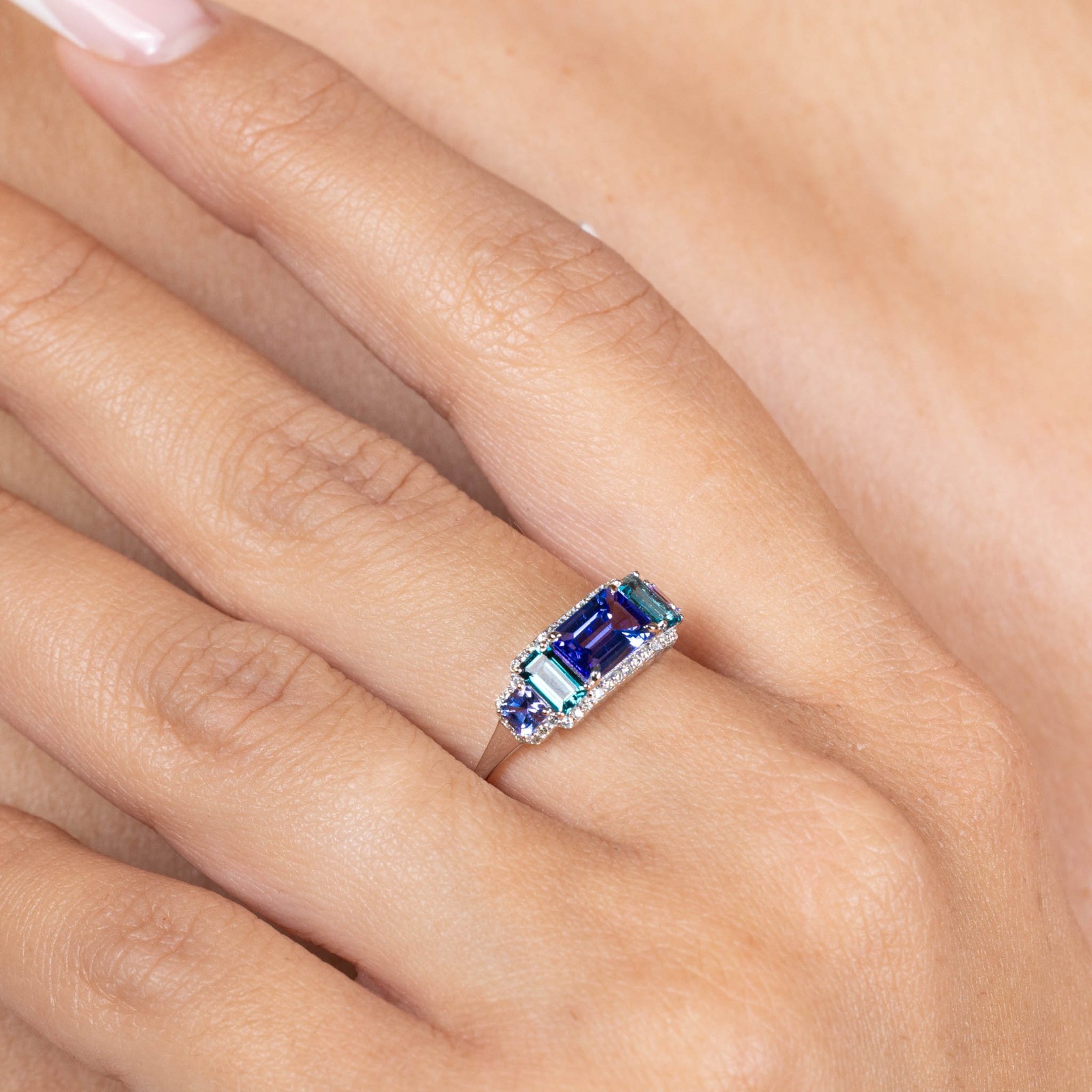  Inel Aur Alb 18K, Tanzanite 0.95 Ct, Turmalina Albastra 0.56 Ct, Tanzanite 0.33 Ct, Diamante 0.14 Ct 2