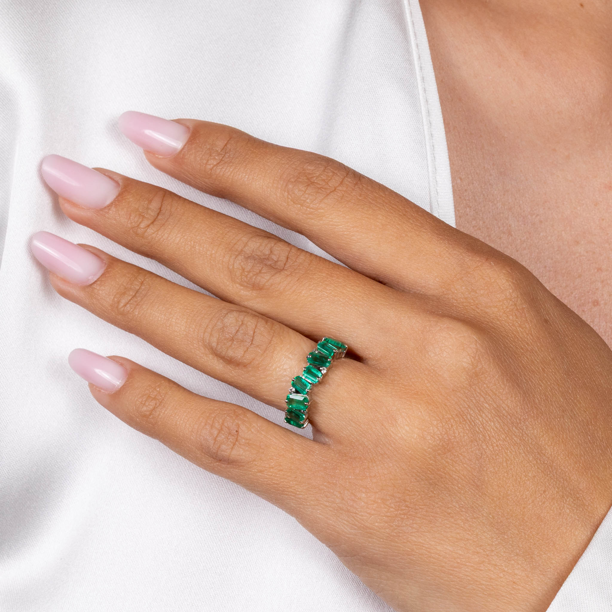  Inel Aur Alb 14K, Smaralde 2.15 Ct , Diamante 0.08 Ct 2