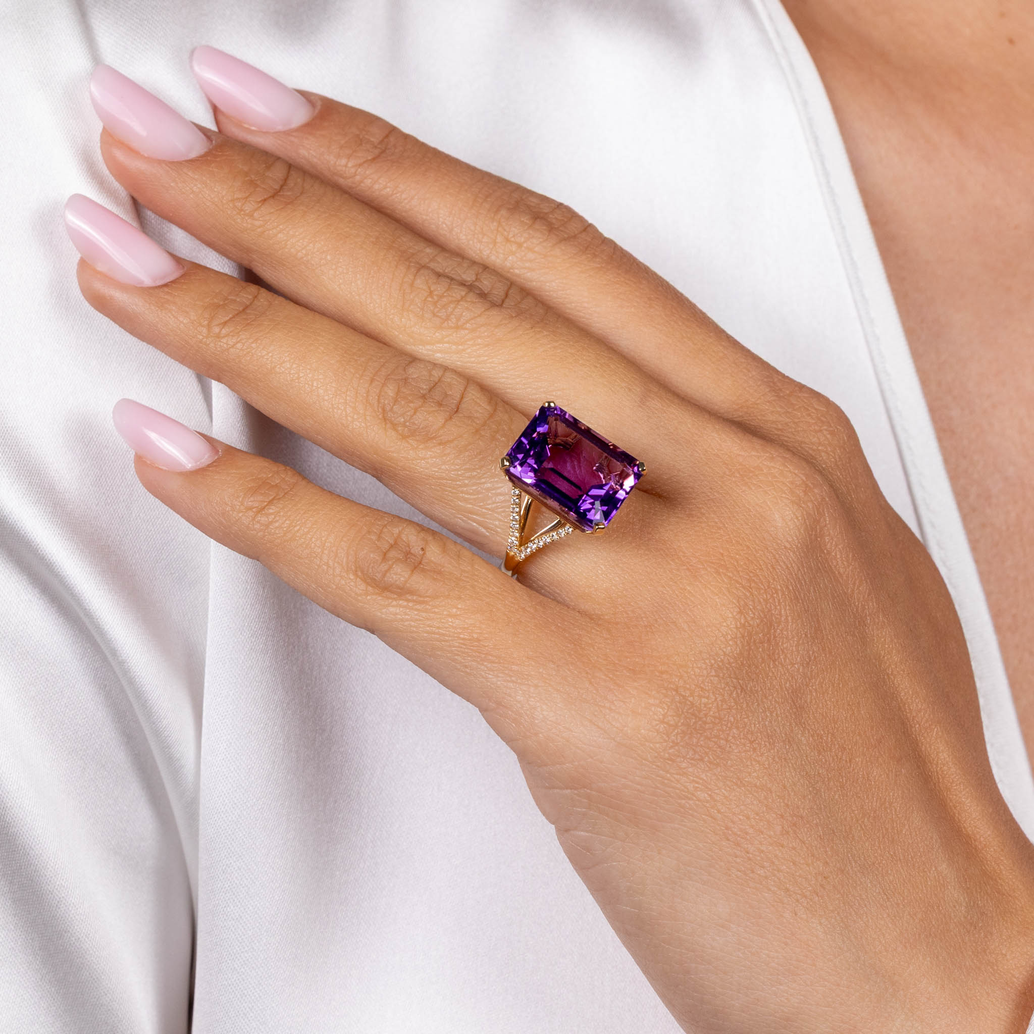  Inel Aur Galben 14K, Ametist 11.68 Ct, Diamante 0.25 ct 2