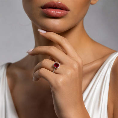 Inel Aur Galben 18K, Rubin 2.34 Ct , Diamante Naturale 0.40 Ct