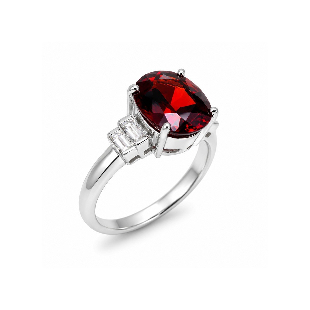 Inel Platina, Granat  4.78 ct, Diamante Naturale 0.30 Ct