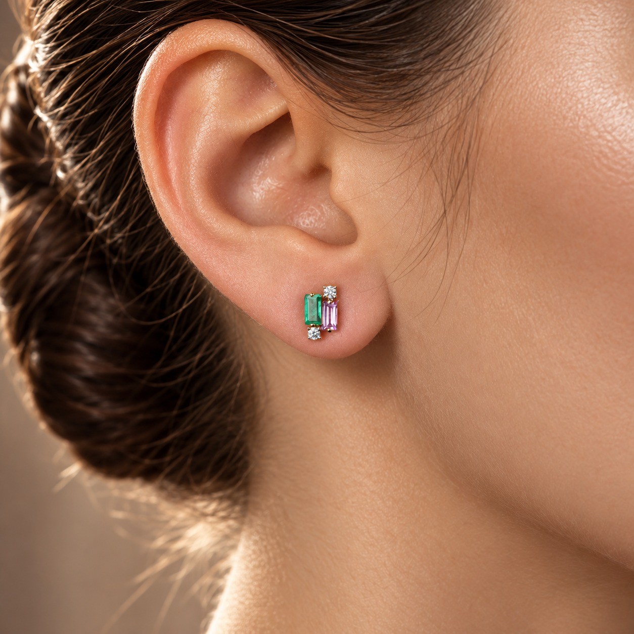 Cercei Aur Galben 14k, Smaralde 0.30 Ct , Safire 0.28 Ct , Diamante Naturale 0.09 Ct FG/VS-SI